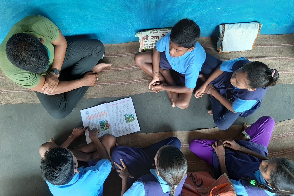 teaching school students