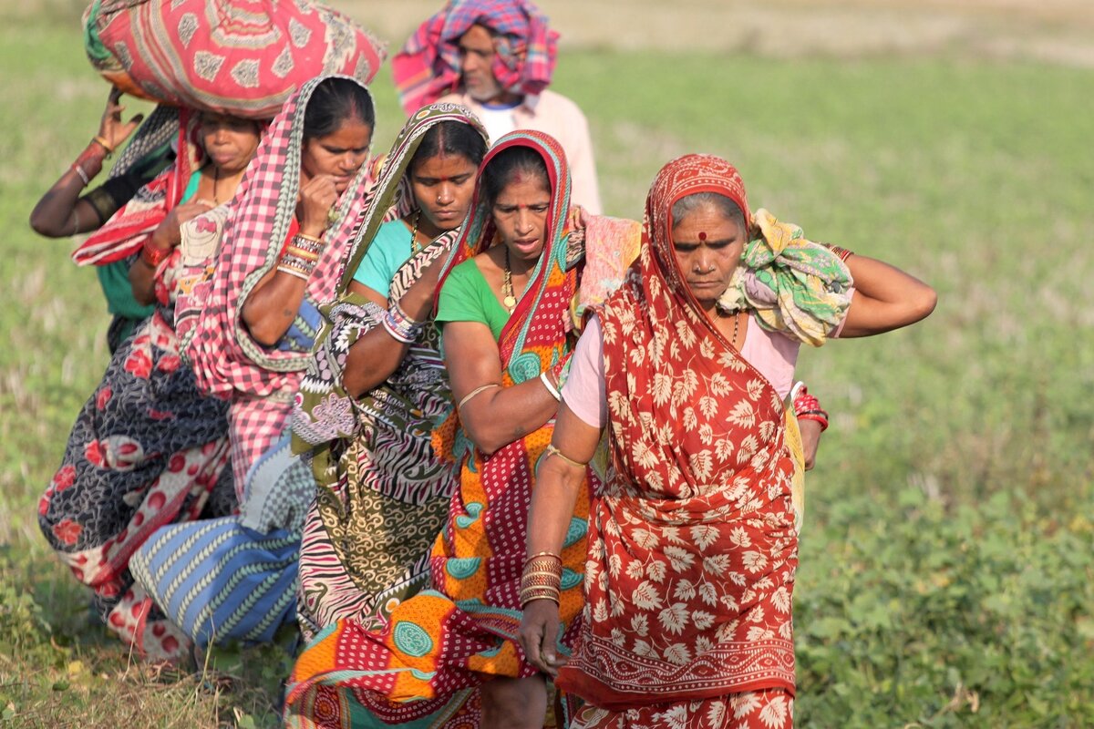 CSE Working paper | Tracking Informal workers_ 2022