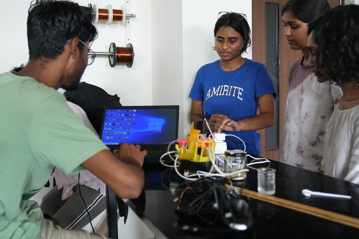 students in physics lab