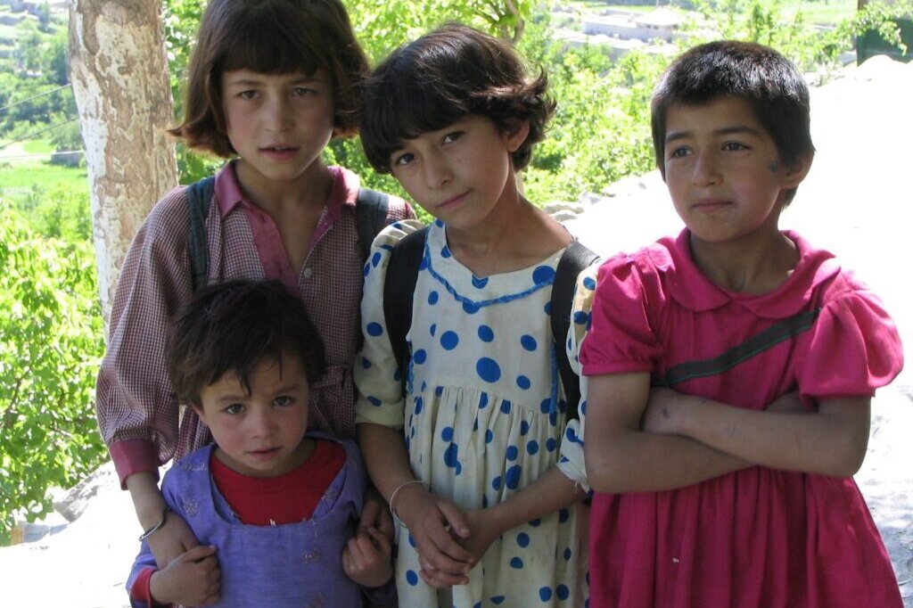 School girls 4 1024x768